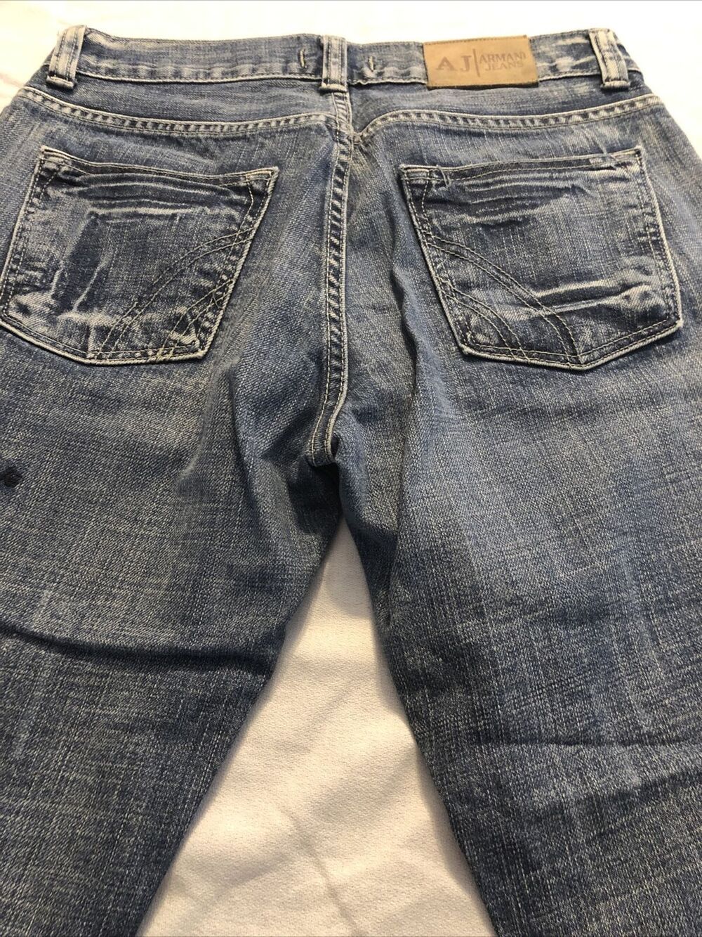 Armani Men's Jeans Distressed Button fly Boot Cut Size 30 x 33 - Picture 7 of 8
